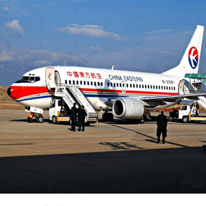 西宁机场物流航空快运业稳步发展的原因是什么？
